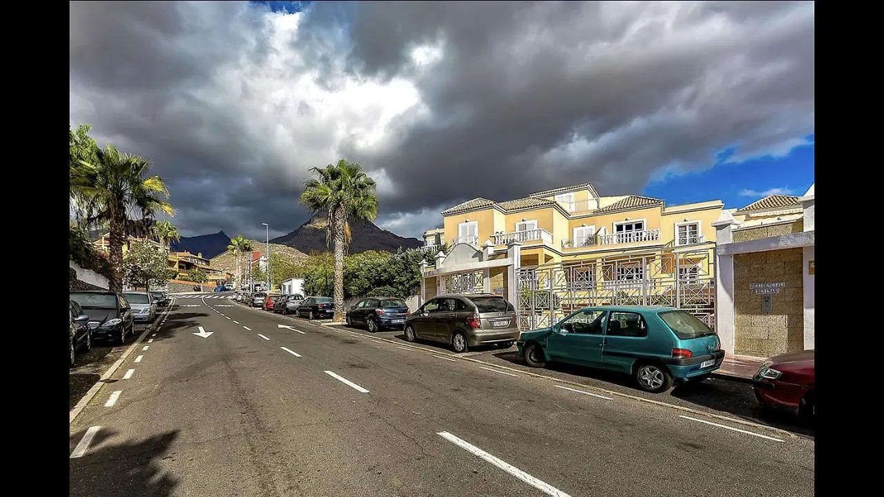 Holiday Home Calle Reykjavik Costa Adeje  Costa Adeje (Tenerife)